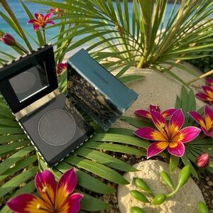 ⭐️ Tarte Tarteist Single Metallic Eyeshadow-Downtown